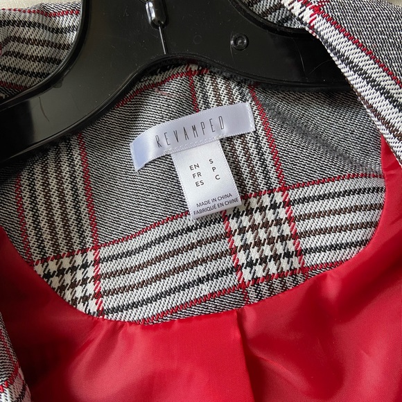 Plaid fall Overcoat/ Trenchcoat - Picture 2 of 4